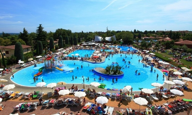 Your Hotel Title Here