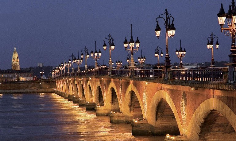 Bonjour Bordeaux Cruise