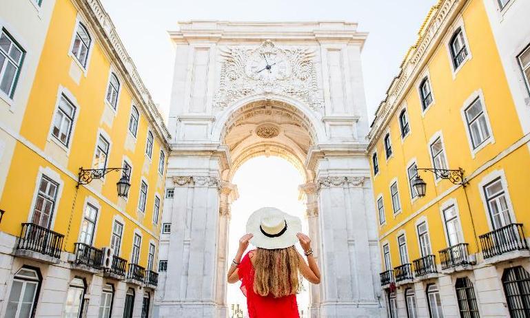 Solo Travel to Lisbon Coast