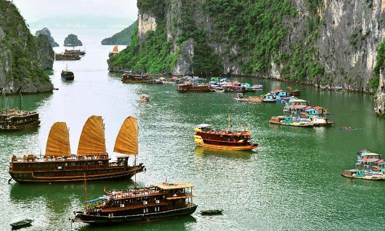 Essential Vietnam & Cambodia