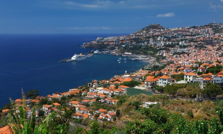 Your Hotel Title Here