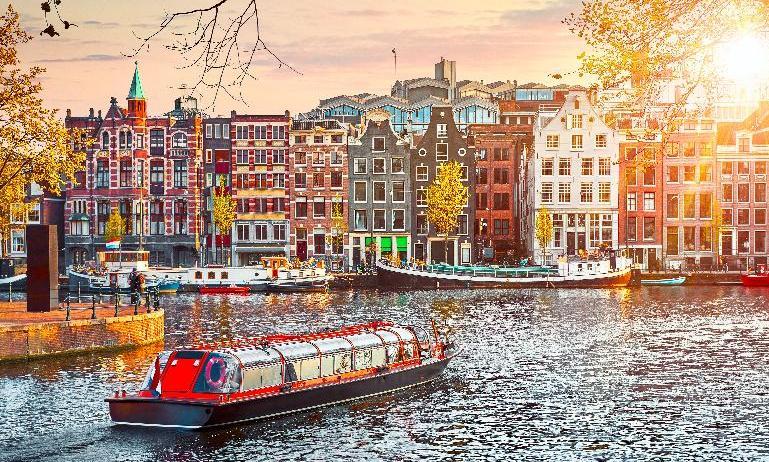 Rhine Romance & Canal Charm