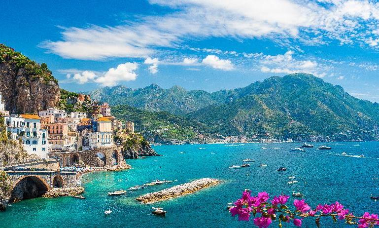 Your Hotel Title Here